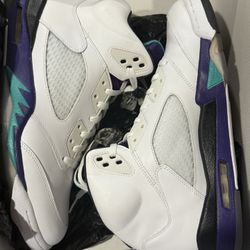 Air Jordan “grape” 5