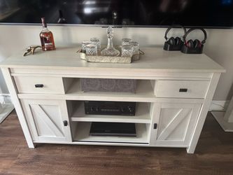 Two matching sideboards / bars / coffee bars / TV media stands