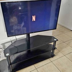 🔥 43” Amazon Fire Smart TV + Swivel Stand – $100 🔥