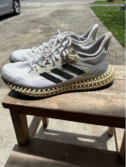 Mens sneakers, size 12