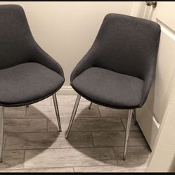 2 Mid Century Style Chair Perfect Condition 