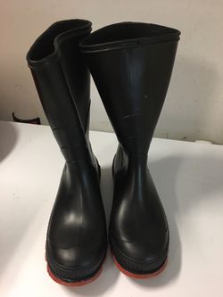 Women’s rain/snow boots