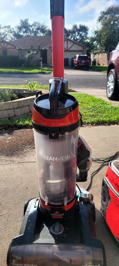 Bissell Clearview Vacuum Cleaner In New Condition