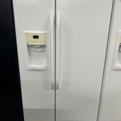 White Side By Side Refrigerator 