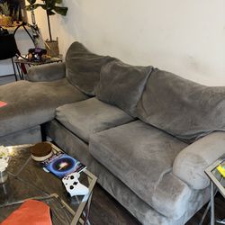 $150 SECTIONAL COUCH!!