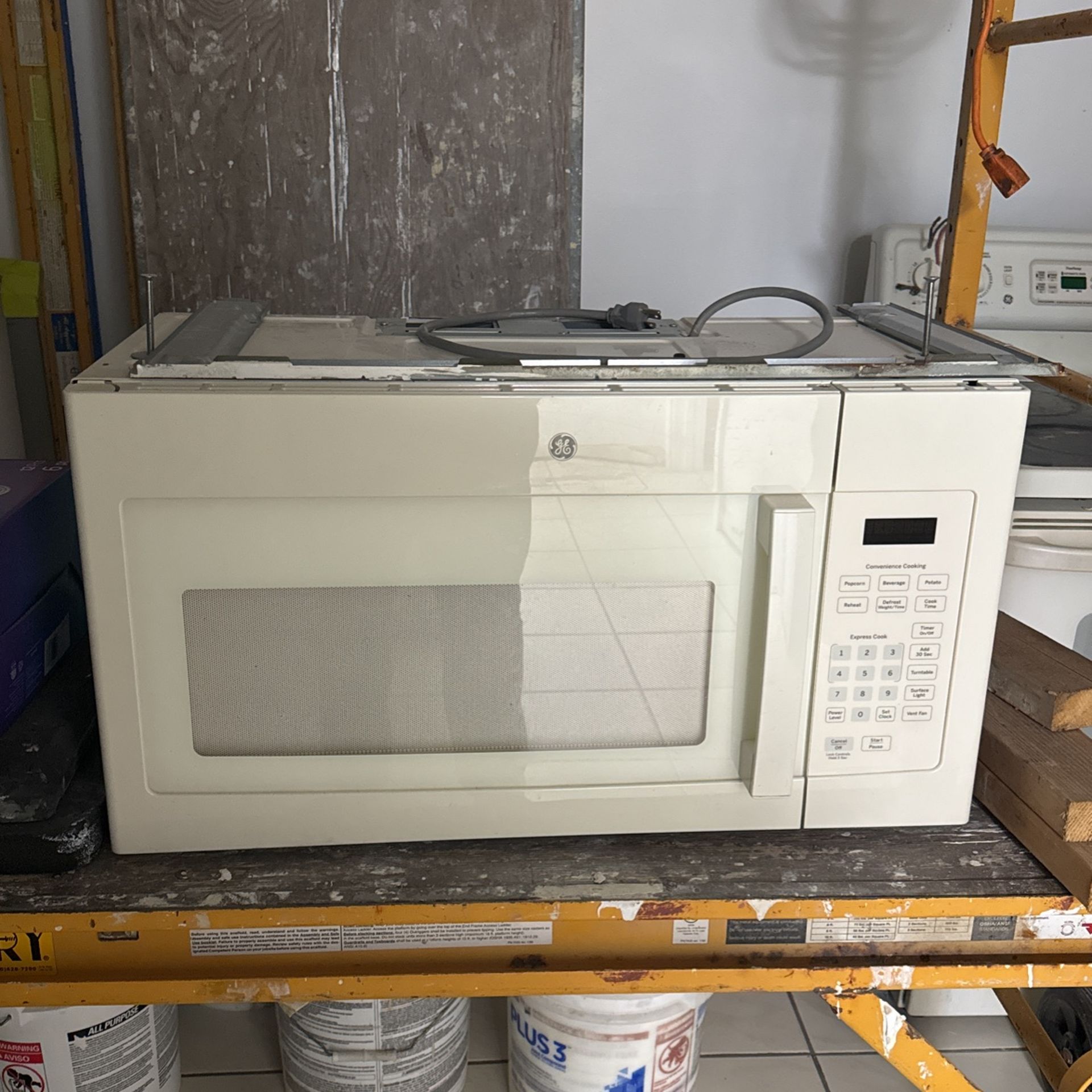 General Motors Microwave