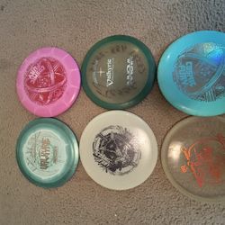 Throwing Disk Frisbees 