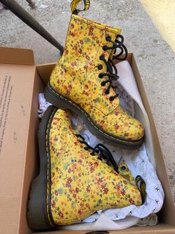 Dr. Martens 1460 Floral Print Boots