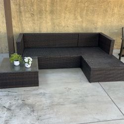 Sectional. No Cushions