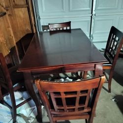 Nice Real Wood Table And 4 Chairs