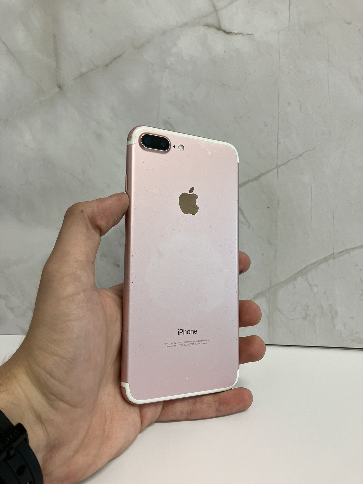 iPhone 7 Plus - Unlocked - 32GB