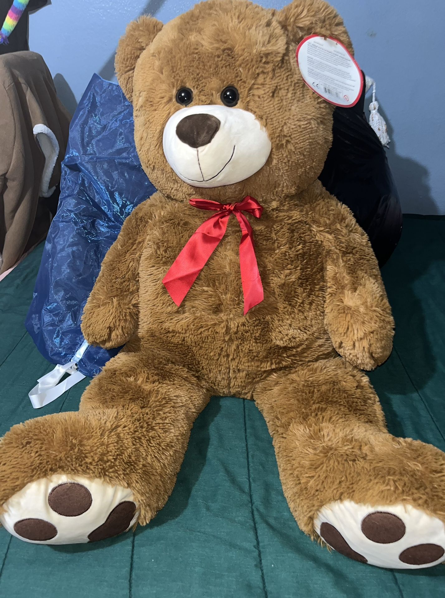Kellytoy 44 Inch Teddy Bear