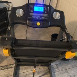 Maxkare Treadmill 