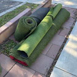 Artificial Grass Mats , Various Sizes …all FREE!!!