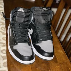 Jordan 1 high shadow Size 13 