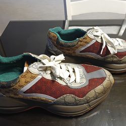 Gucci Sneakers 
