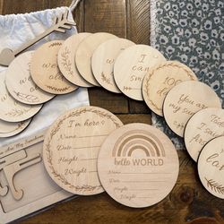 16pc Wooden Baby Milestone Discs + Name Plaques