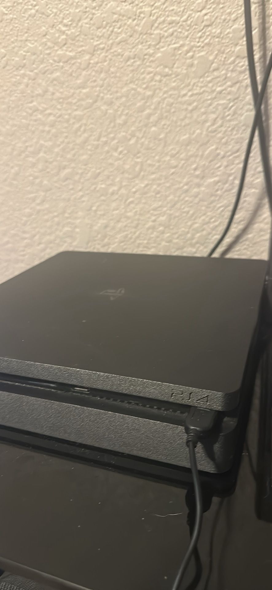 PS4 Slim 1TB
