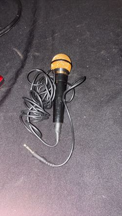 Microphone