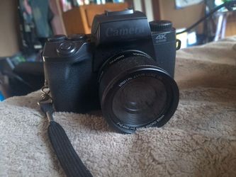 4k Digital Wifi Camera (pick ups only )