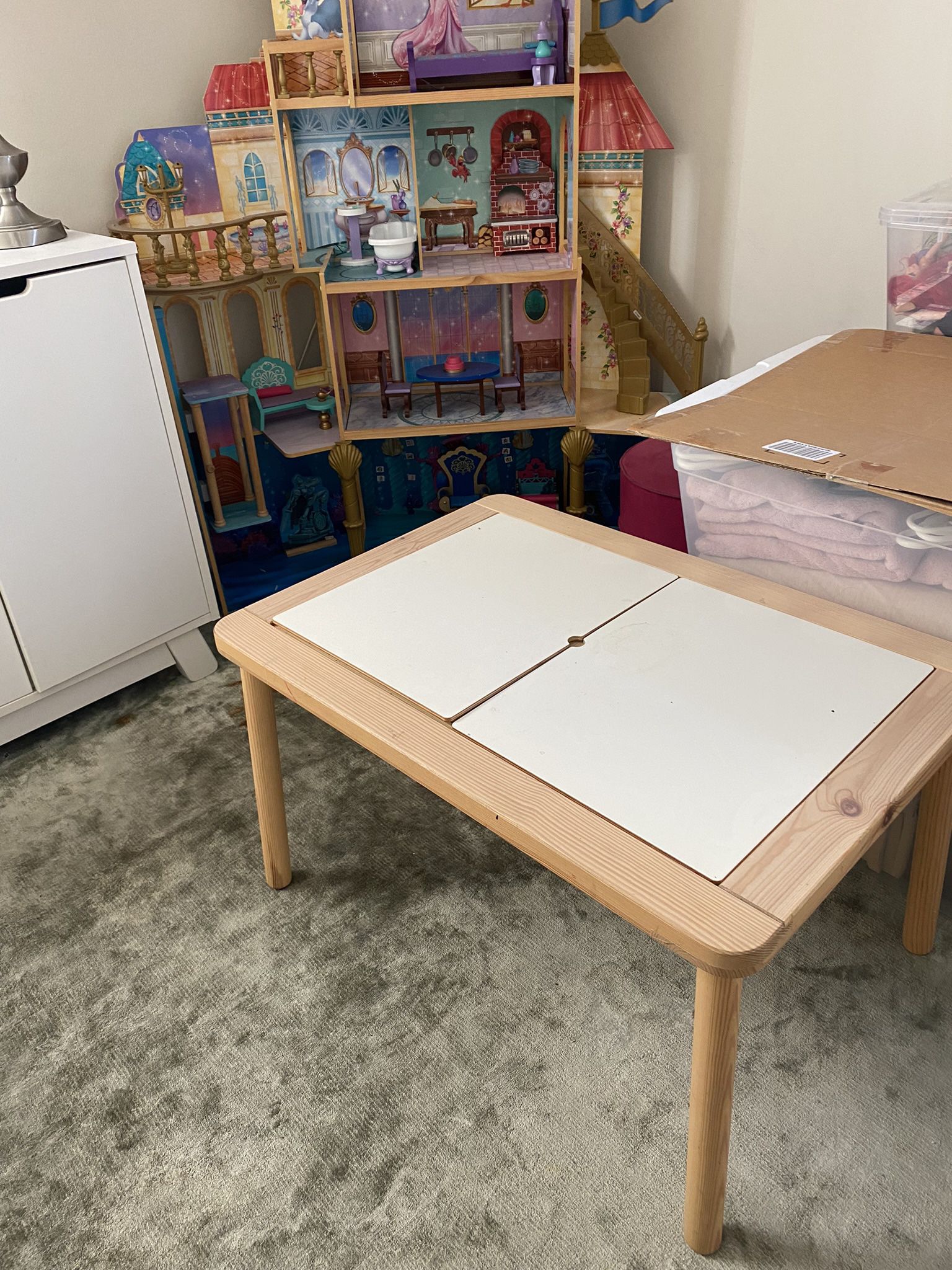 Kids art Table With 2 Stools And Supplies Storage