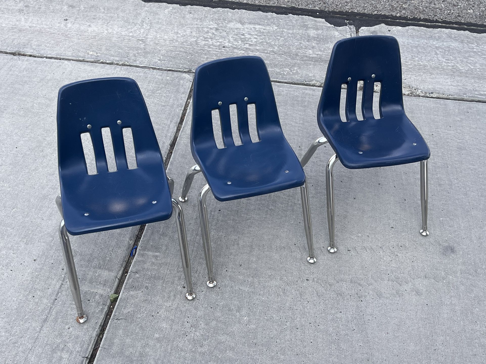 Kids Chairs X3