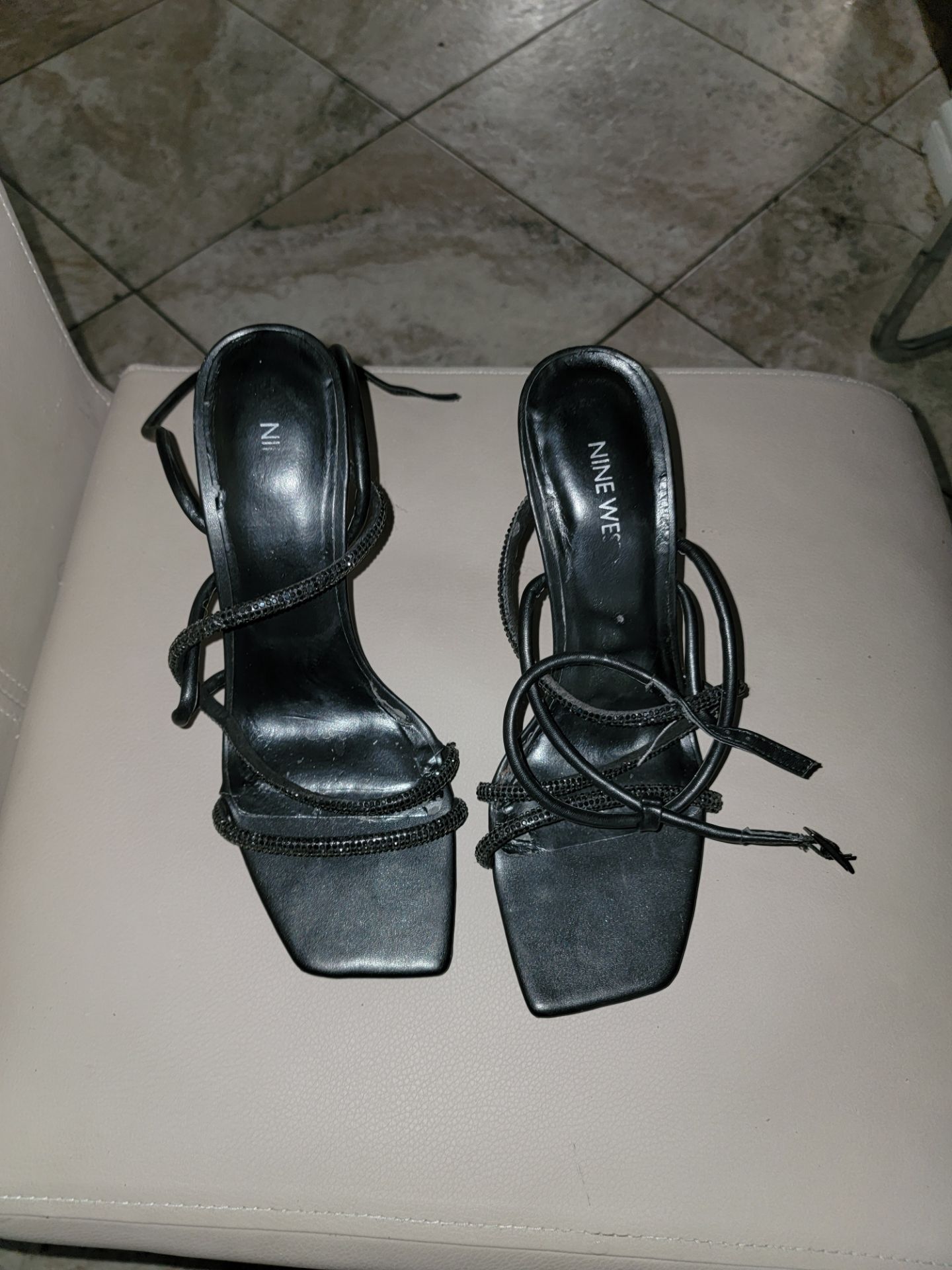 Heels 8.5