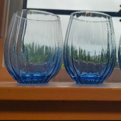 12 Cute Drinking Juice Glasses 