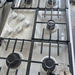 White Cooktop 36” Gas 