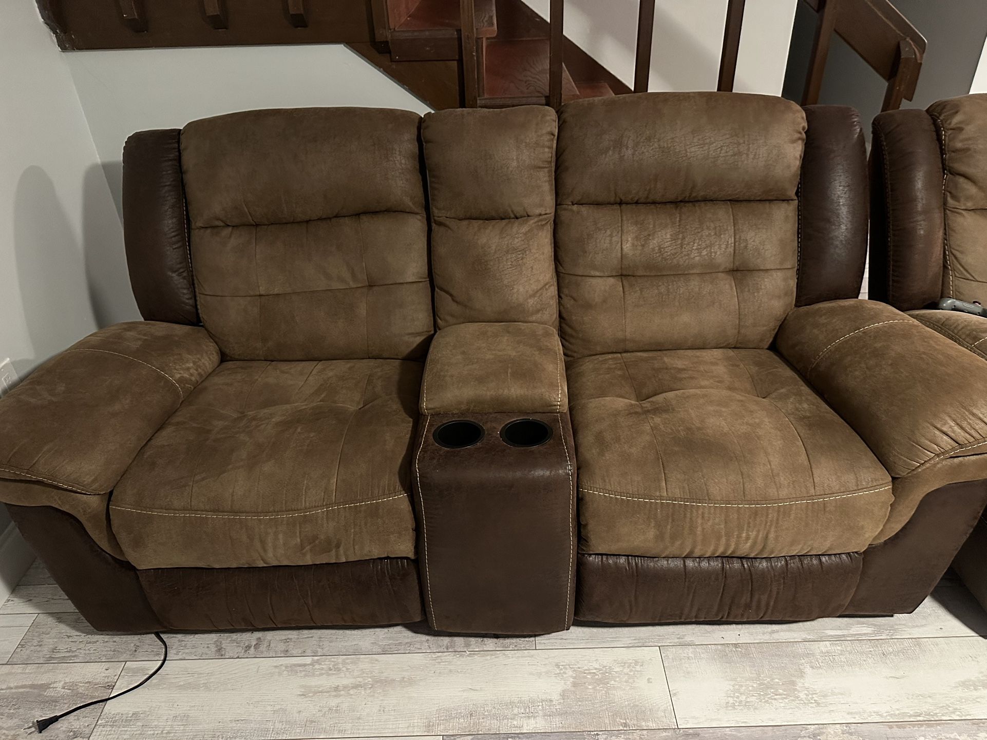 Recliner Couch with Cupholders
