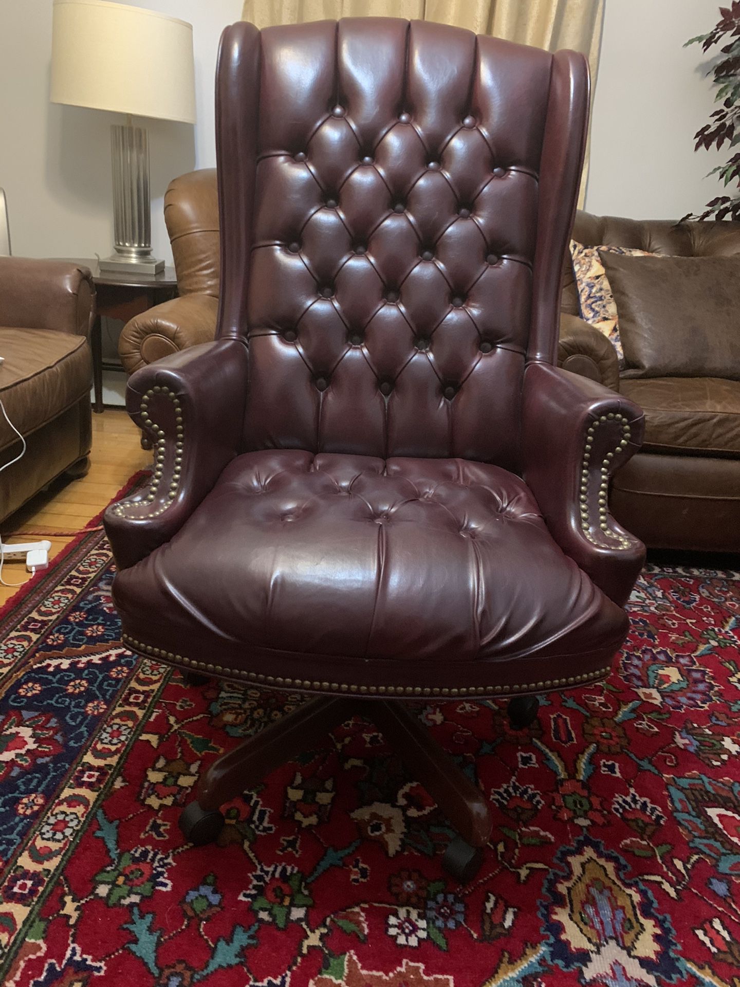 Gorgeous Executive Leather Chair