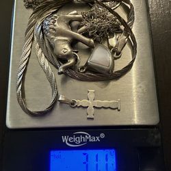 Lot Of 7 Pieces Of Sterling Silver Jewelry 