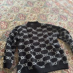LOW PRICE MOVING- KIDS GU CCI WOOL SWEATER