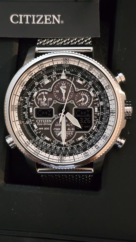 BRAND NEW MENS CITIZEN SOLAR PILOTS WATCH