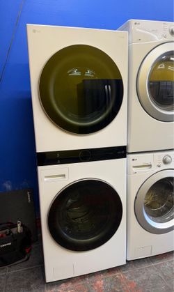 LG tower Washer and dryer