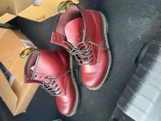 Doc marten boots woman SIZE 8
