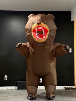 Inflatable bear