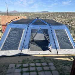 12 Person Tent 