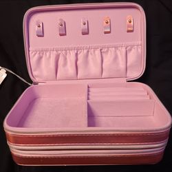 New small travel jewelry case