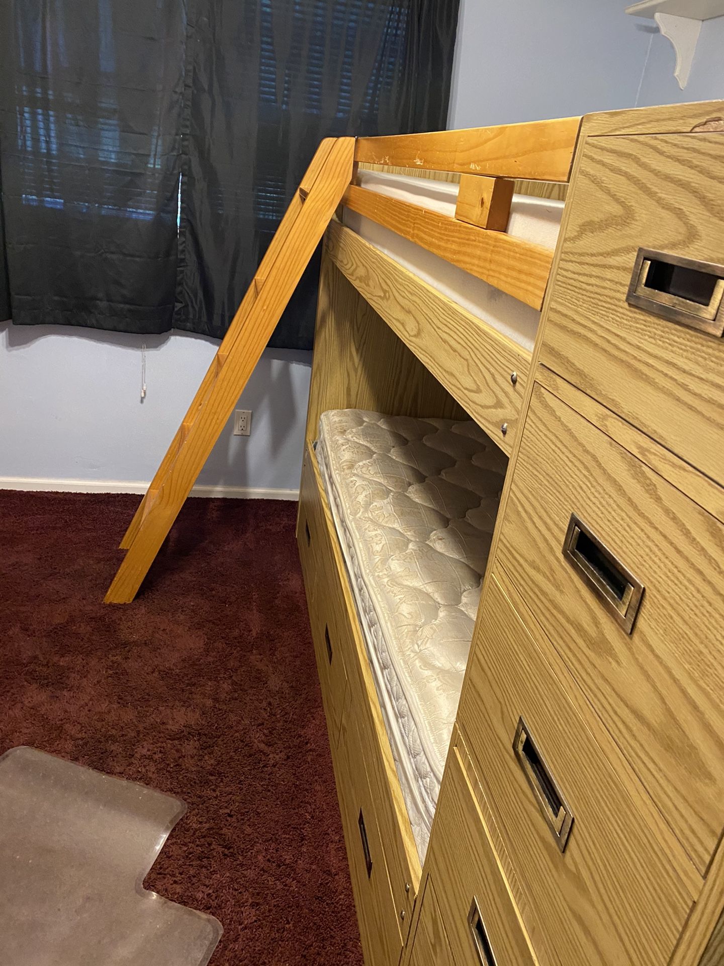 Bunk bed dresser extra heavy duty nice condition