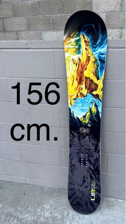 156 cm. Lib Tech Attack Banana snowboard