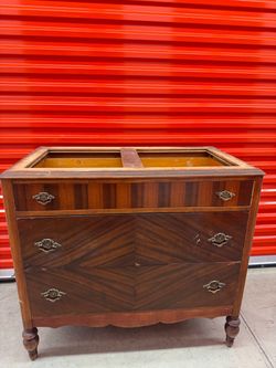 Vintage 3-Drawer Wood Dresser
