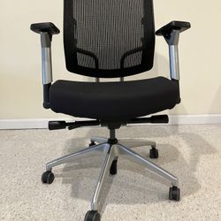 Adjustable Rolling Desk Chair