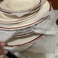 IKEA dish set incomplete
