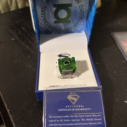 collectible authentic green lantern ring