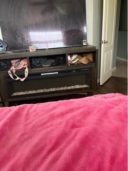 Tv entertainment center