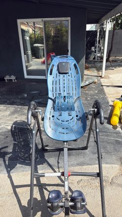 Teeter EP 560 inversion table