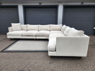 Living Spaces Adeline Sectional Couch