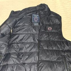 Abercrombie  [All Black Vest) Mens Size L