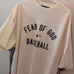 Essentials- MLB Yankees